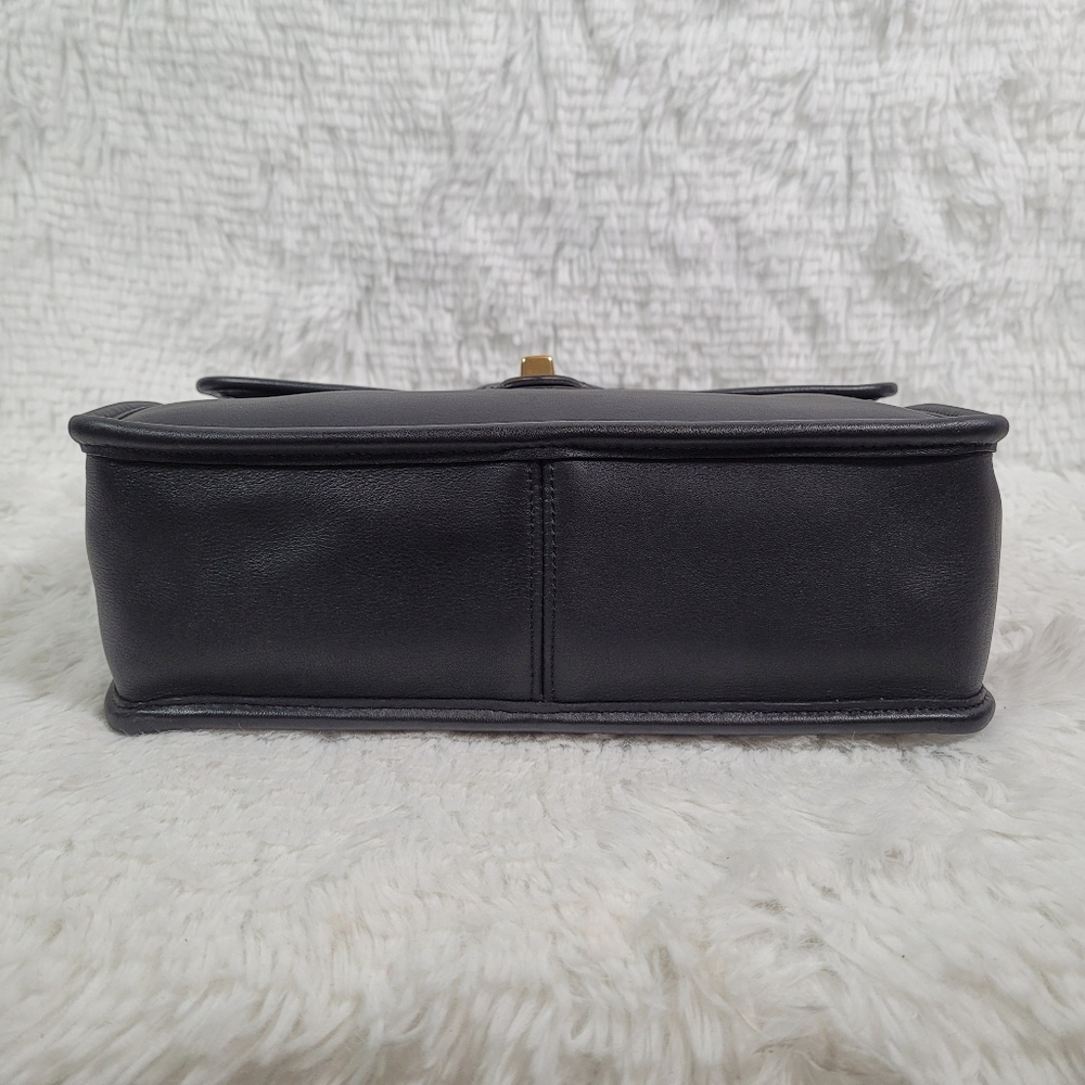 SOLD!!! Black Vintage Coach Willis Bag #9927 - Picture 5 of 9